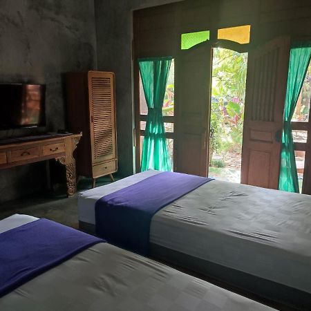 Watukarung Ristu Homestay Kalak Eksteriør bilde