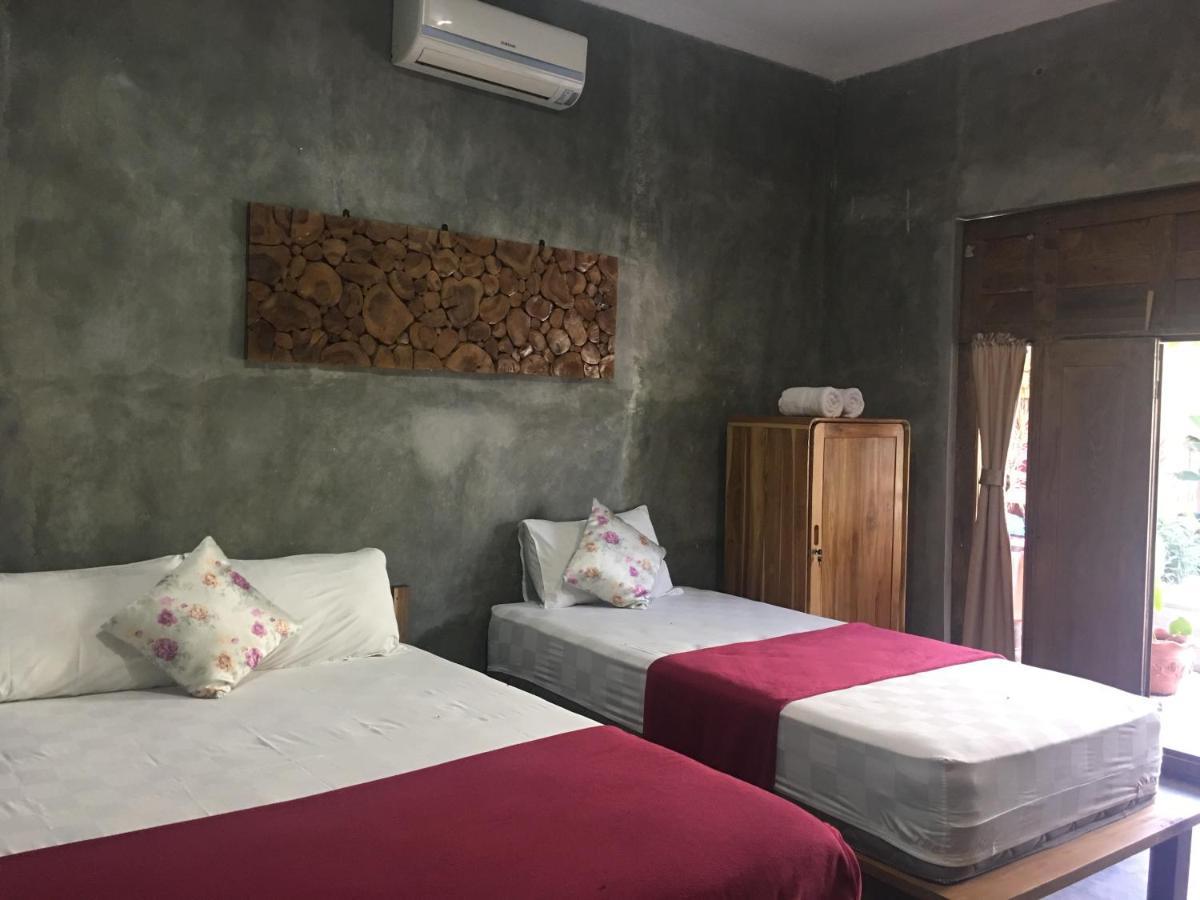 Watukarung Ristu Homestay Kalak Eksteriør bilde